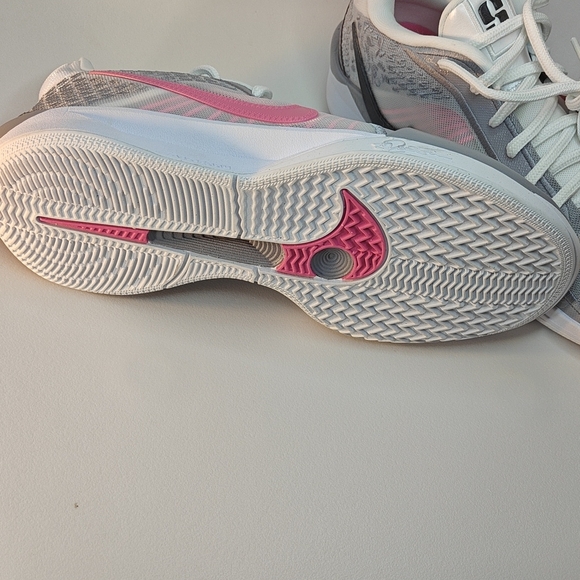 Women's Nike Sabrina 2 Ep White and Pink Sneakers - Picture 6 of 7